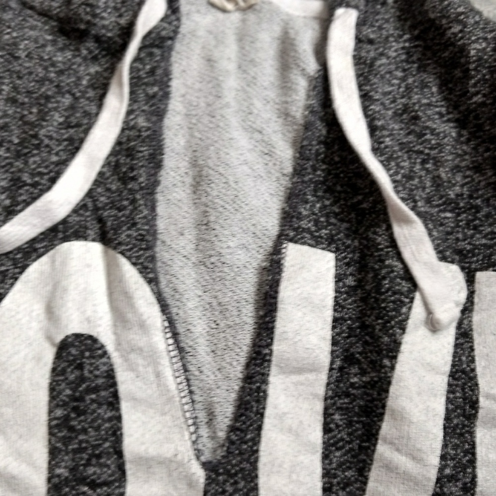 UPDATED DEREK HEART LOVE HOODIE. SZ S.  NICE! - Picture 8 of 8