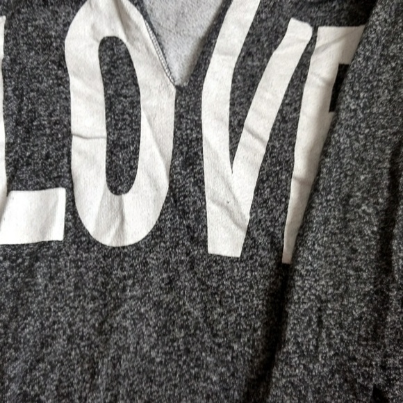 UPDATED DEREK HEART LOVE HOODIE. SZ S.  NICE! - Picture 3 of 8