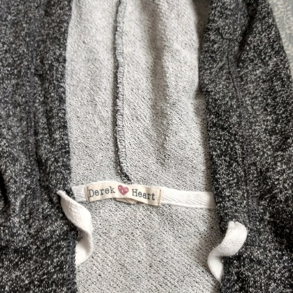 UPDATED DEREK HEART LOVE HOODIE. SZ S.  NICE! - Picture 5 of 8