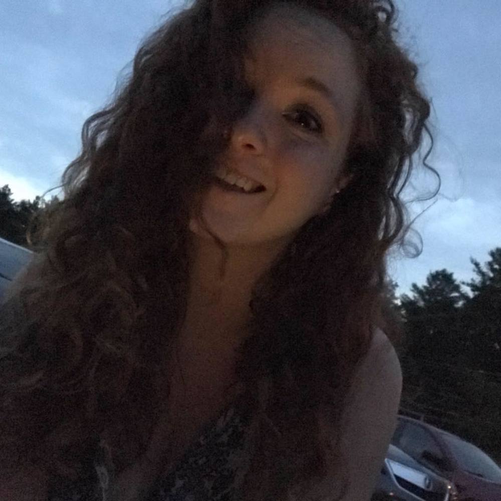 Meet your Posher, Ariana