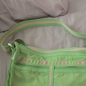 Lesportsac deluxe everyday wasabi green spectator