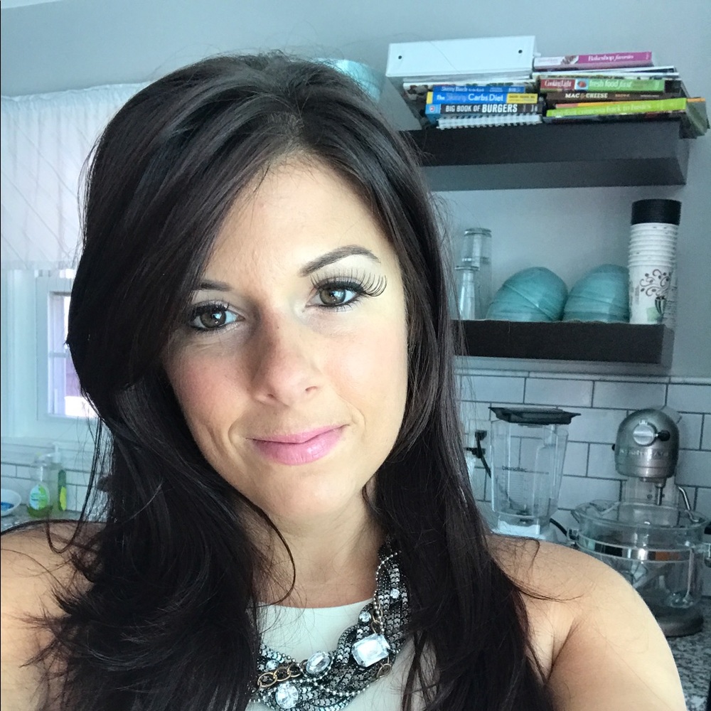 Meet your Posher, Kelli