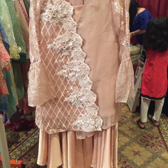 S-M - Picture 2 of 4