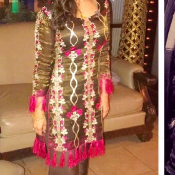 S-M - Picture 2 of 3