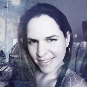 Meet your Posher, Yanina