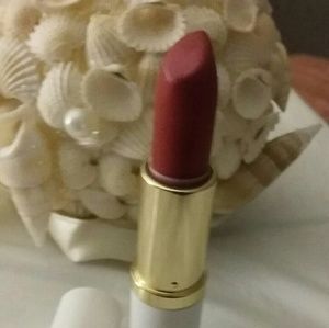 Estee Lauder pure color in "Rubellite Shimmer"