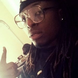 Meet your Posher, Christopher