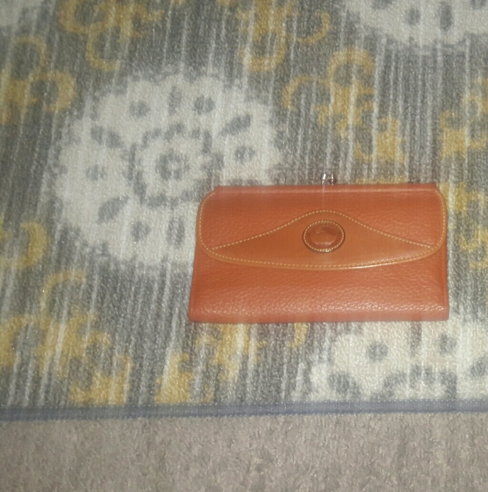 Womens designer wallets
