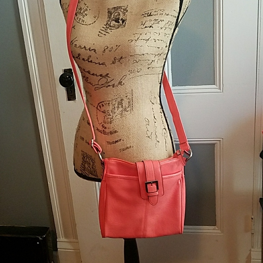 New merona crossbody purse