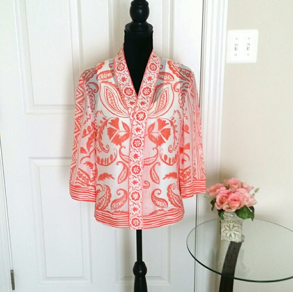 🆕NWT Chico's cardigan or kimono top size small