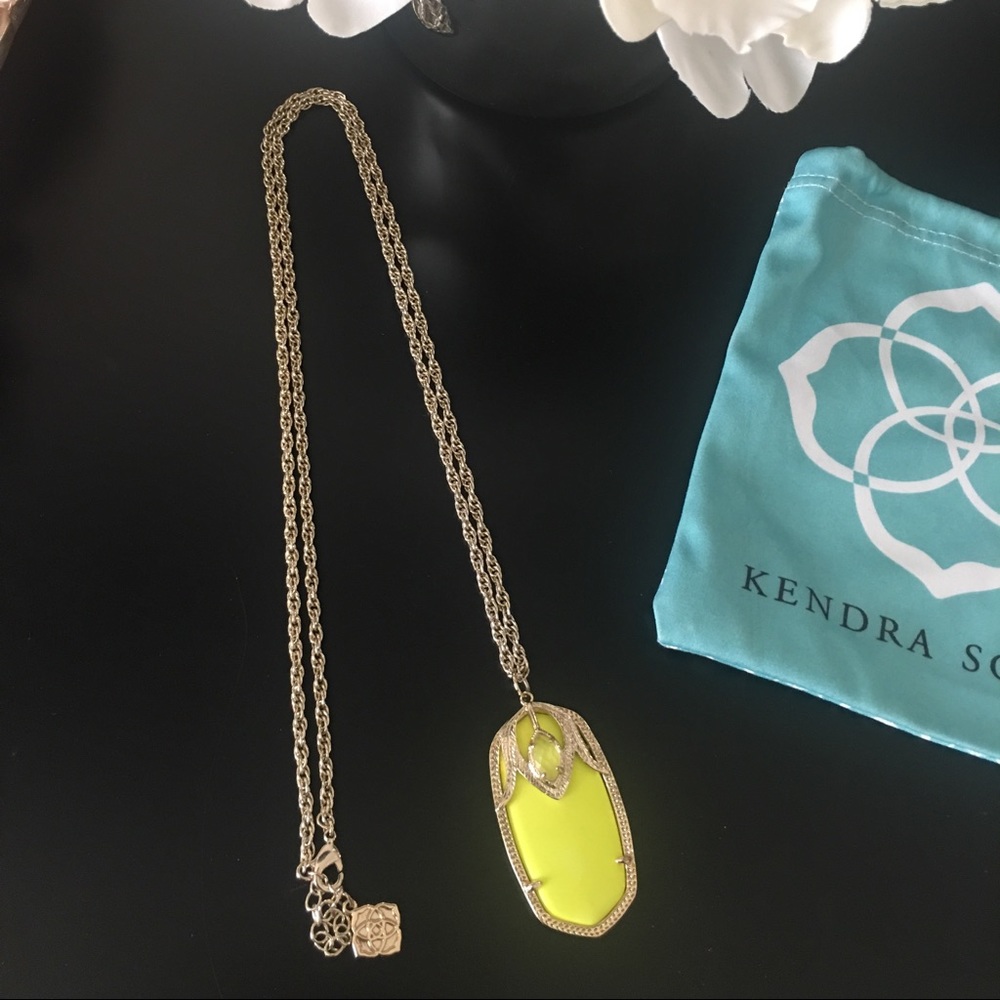 SOLD Kendra Scott Roxanne Neon Yellow *HTF* 💛