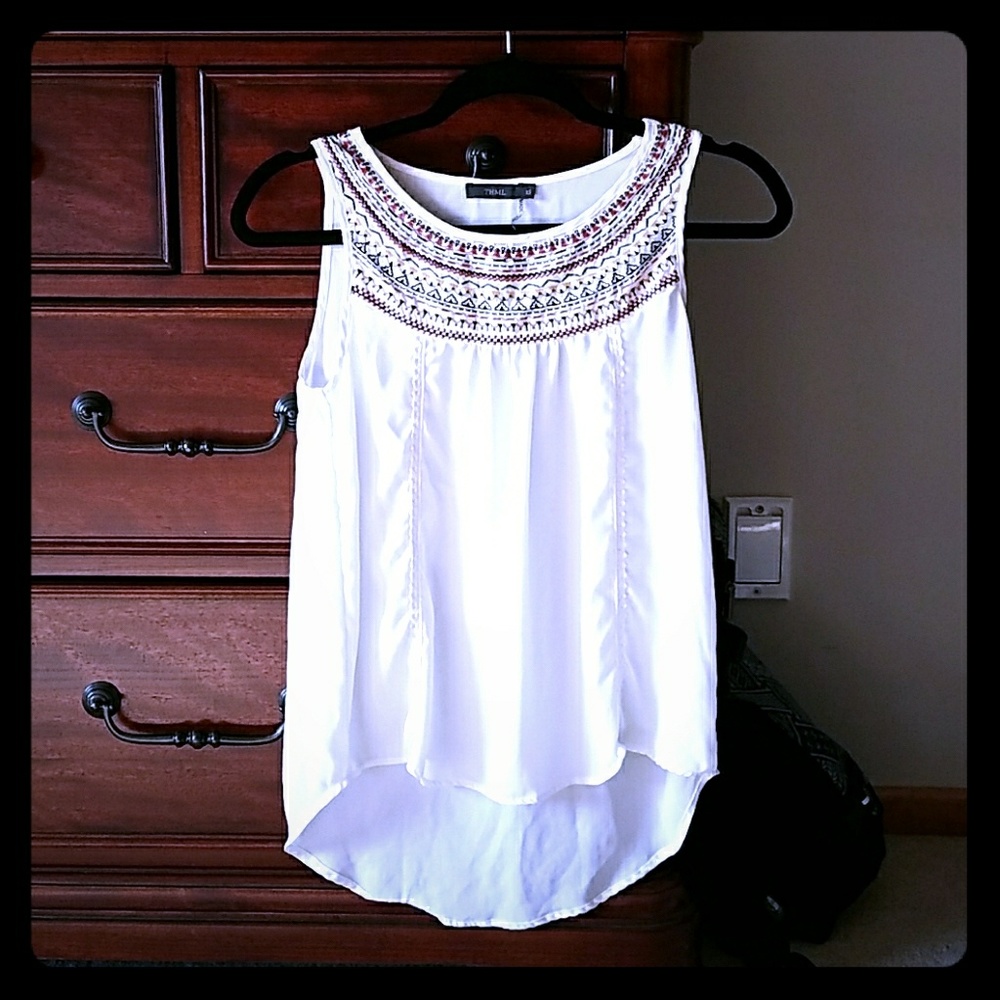 Stitch Fix Cream Embriodered XS blouse