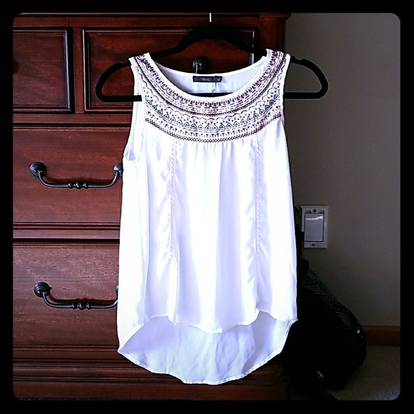 Stitch Fix Cream Embriodered XS blouse - Picture 1 of 3