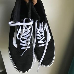 Women's Striped Vans High-Top - size 9