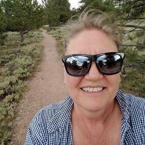 Meet your Posher, Brenda