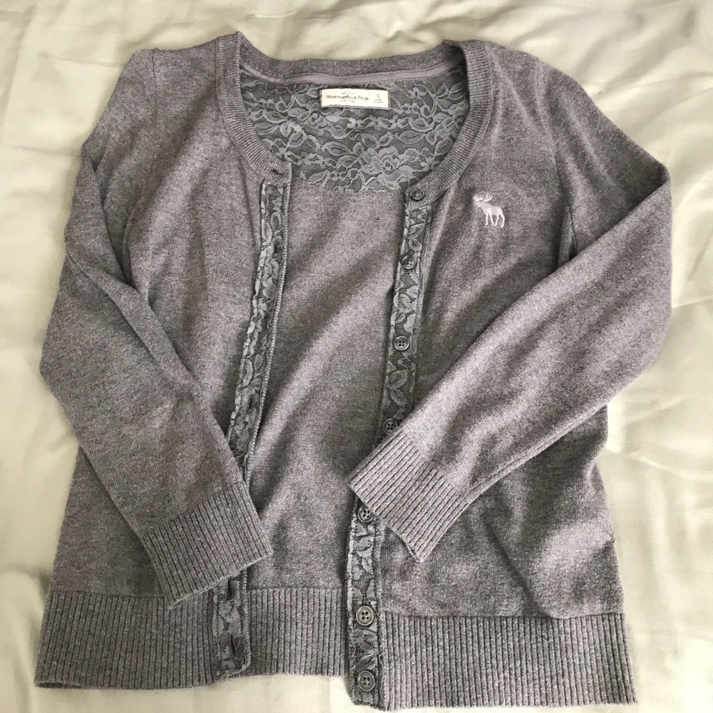 Cardigan sweater