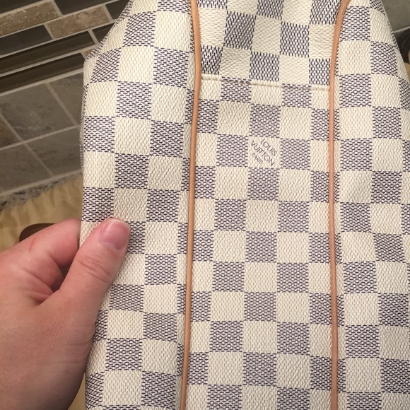 Additional photos of LV Evora MM - Picture 5 of 6