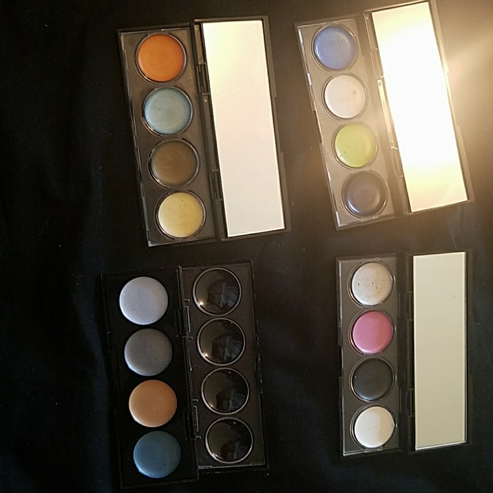 Eyeshadow bundle - Picture 3 of 5