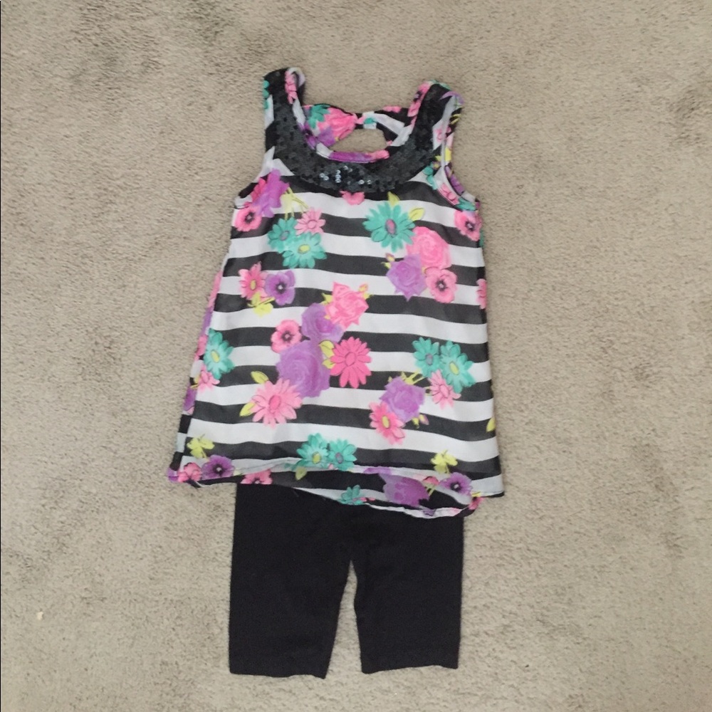 Girls floral outfit