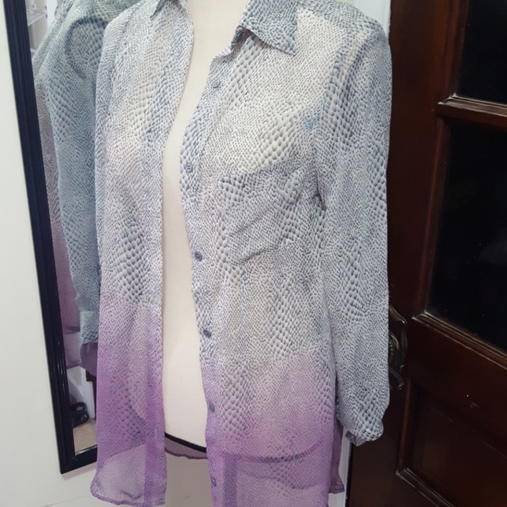 Long botton down top . Nice . NWOT
