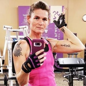 Meet your Posher, Tonya