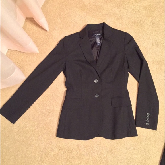 Banana Republic Dress Suit - Picture 1 of 6