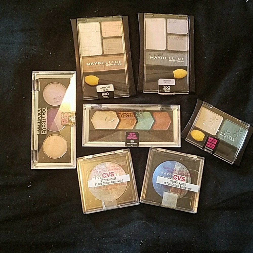 Eyeshadow bundle - Picture 2 of 3