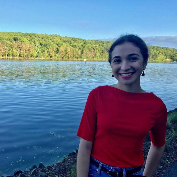 Meet your Posher, Sabrina - Picture 1 of 1