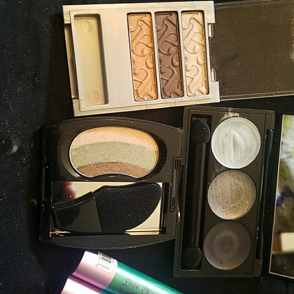 Eyeshadow bundle - Picture 2 of 4