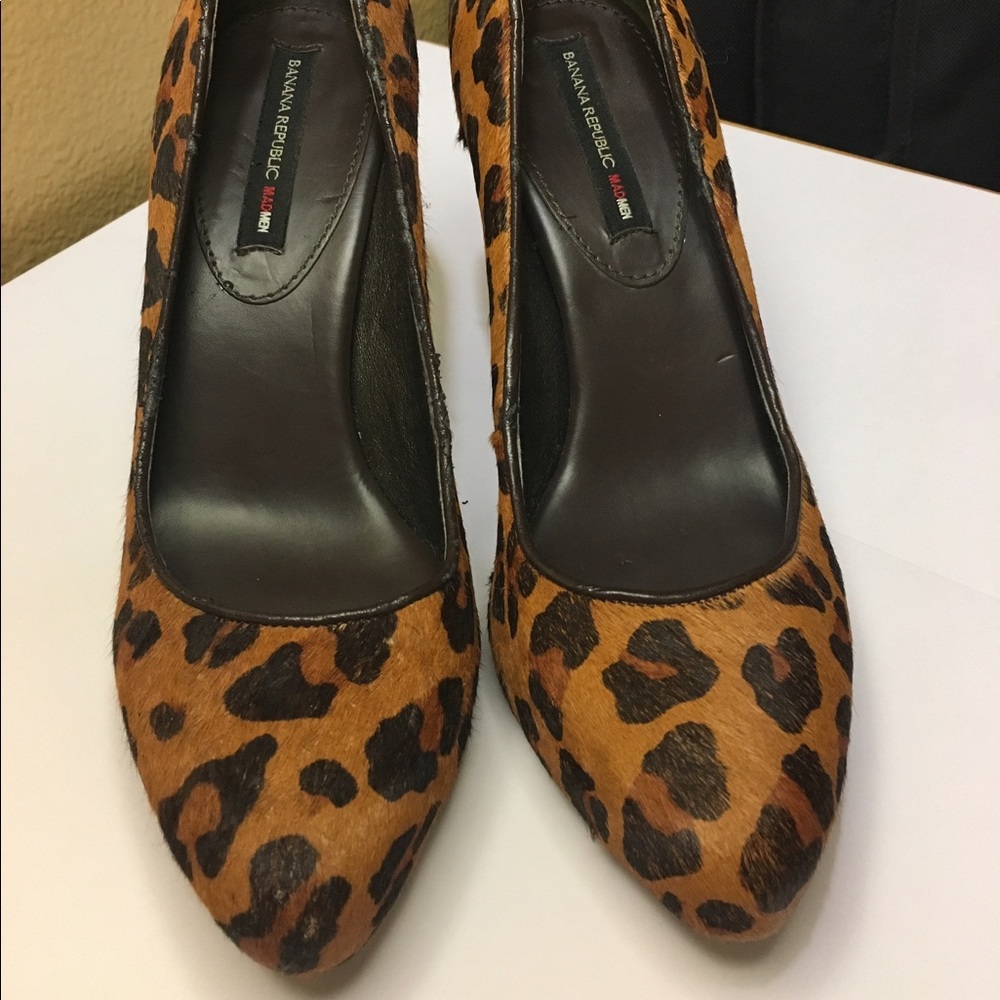 Copper and black leopard heels