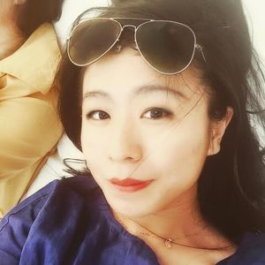 Meet your Posher, Emily minhui