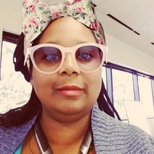 Meet your Posher, Sheena