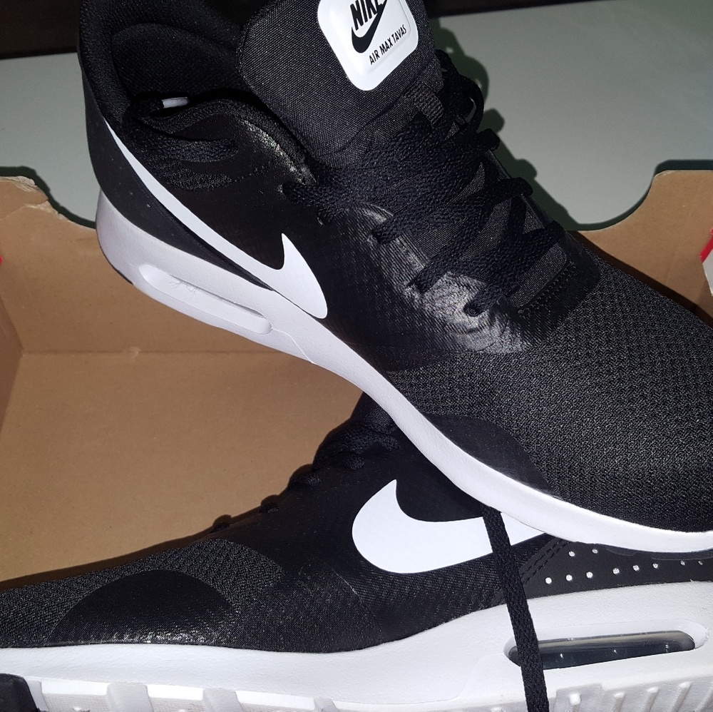 Air Max Tavas