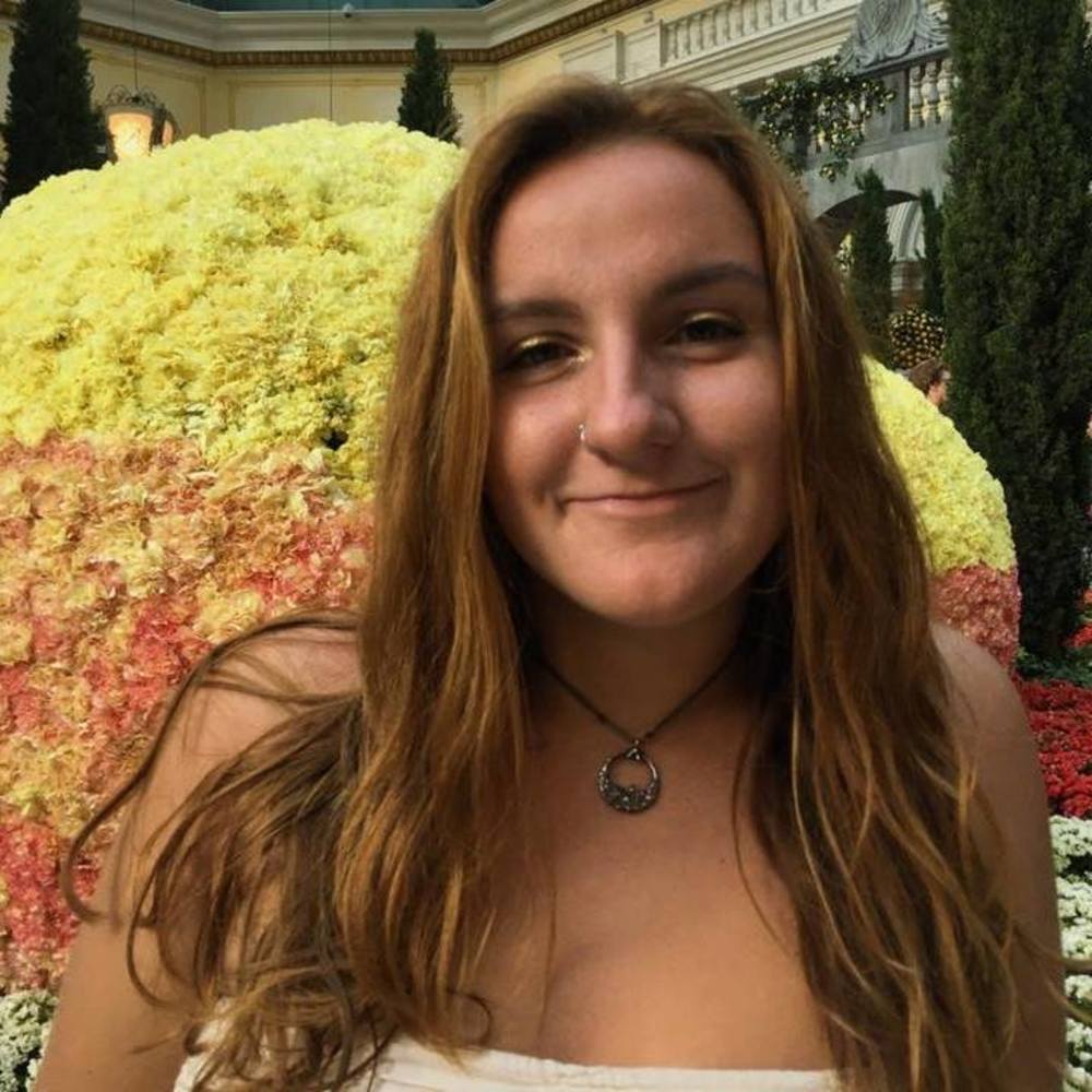 Meet your Posher, Luna