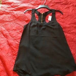Express tank top
