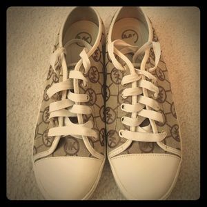 Michael Kors Sneakers