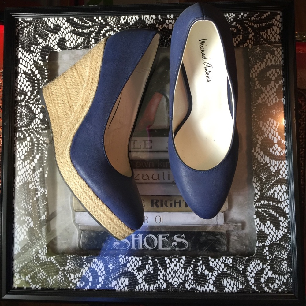 Pointy toe Wedges