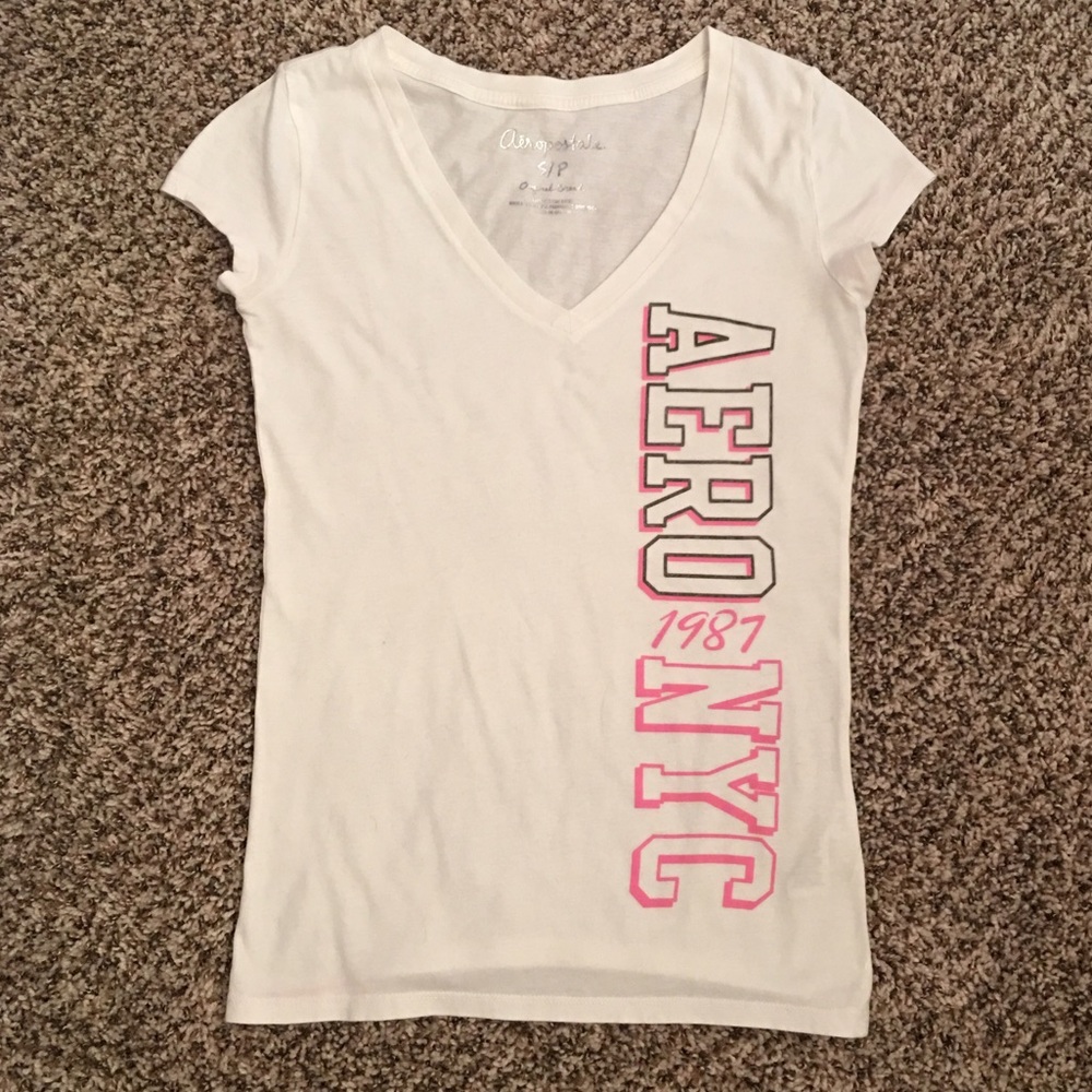 💥5/$25 Item💥 Aeropostale Tee