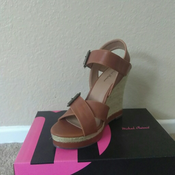 Wedges - Picture 2 of 2