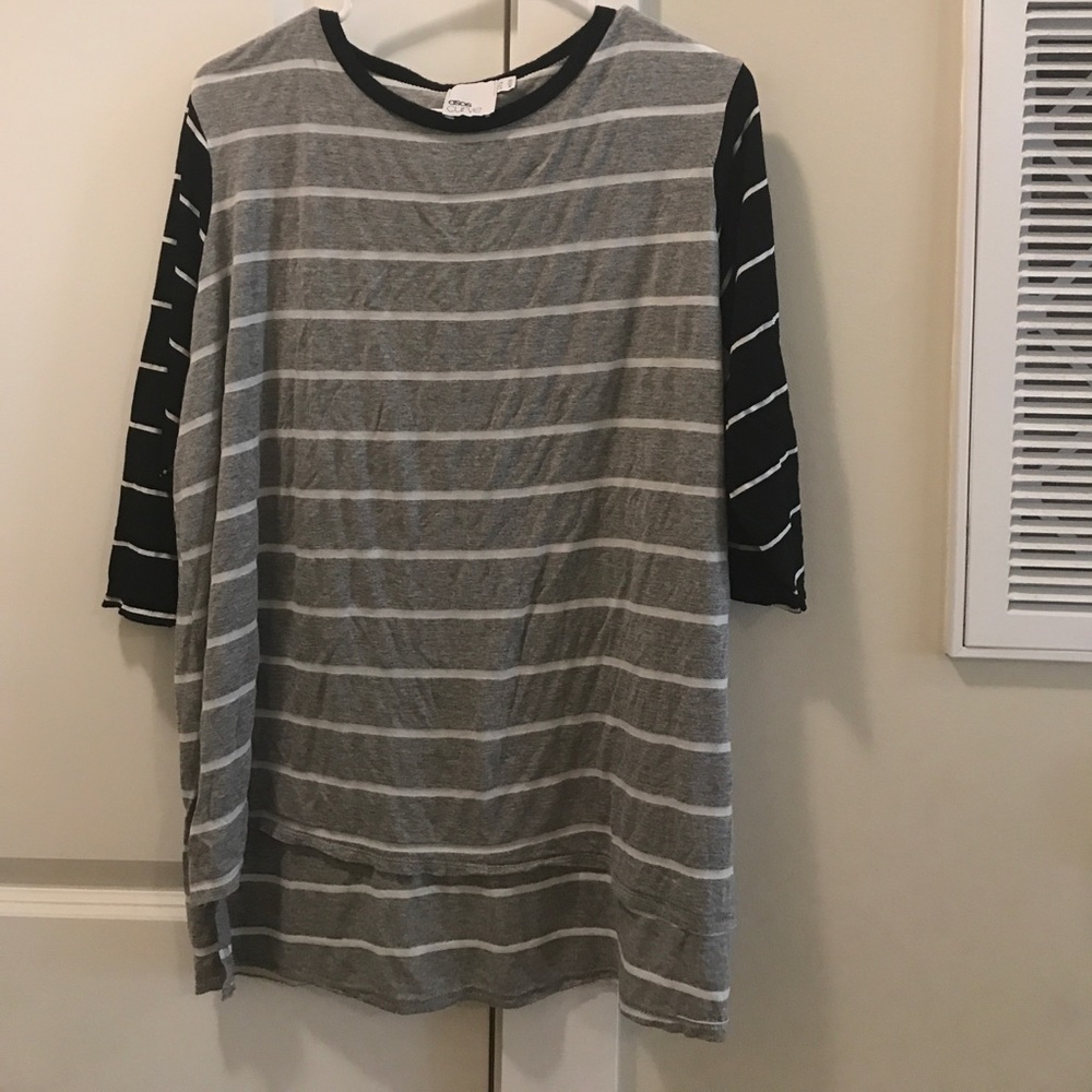 Adorable almost new, super soft ASOS shirt! Sz. 16