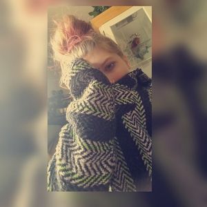 Meet your Posher, Shelby