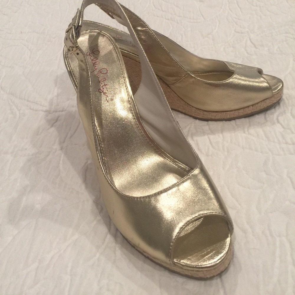 Lily Pulitzer gold wedges