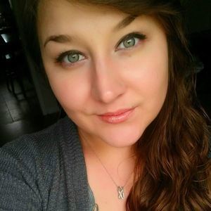 Meet your Posher, Jeanette