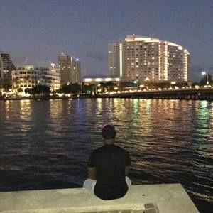 Meet your Posher, Omarr