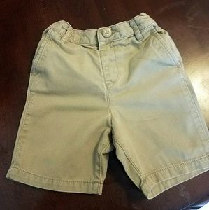 Shorts khaki school uniforms size 3T