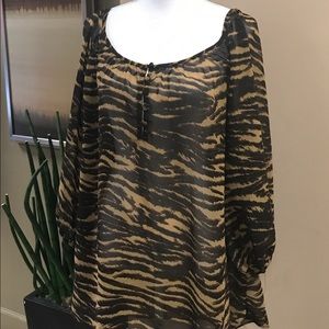 H&M Plus Size Animal Print Blouse Size 16