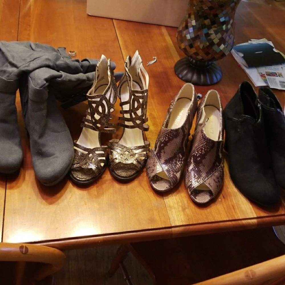 SOLD Nine west in great condition!!