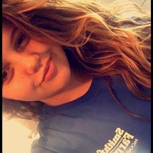 Meet your Posher, Chloe