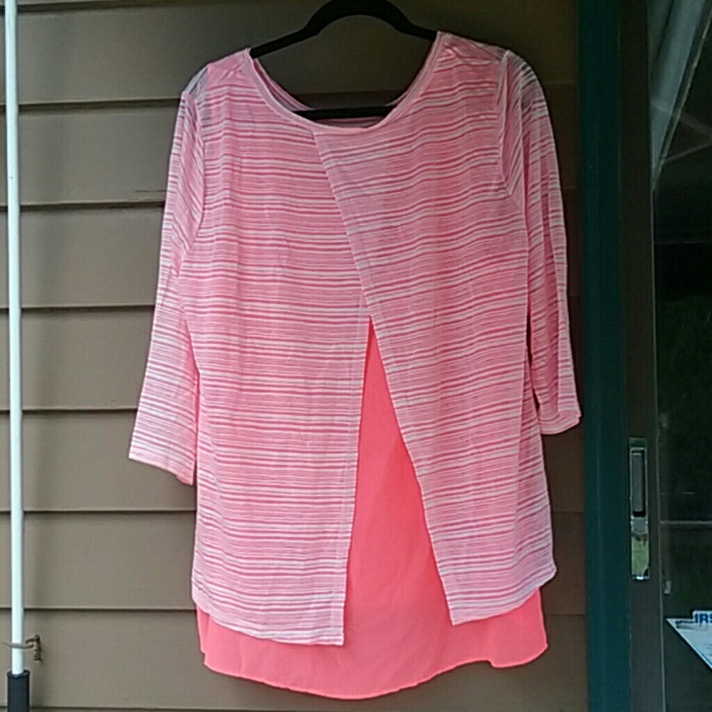 Layered blouse - Picture 2 of 3