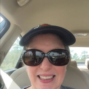 Meet your Posher, Jeanne